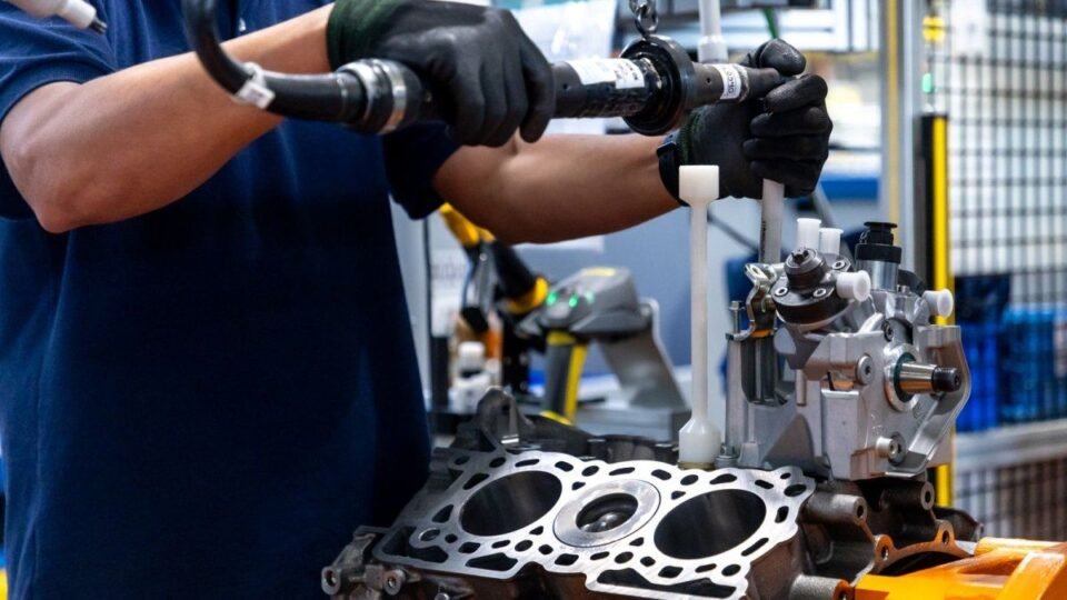 La industria manufacturera cayó casi un 4% 