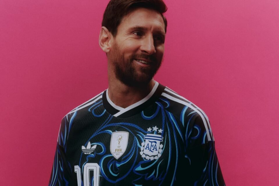 Presentaron la nueva camiseta de la Selección Argentina 