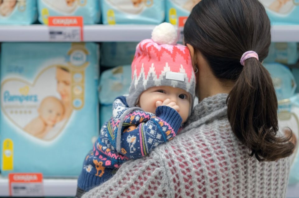 El ISJ y el Colegio de Farmacéuticos facilitan la entrega de pañales
