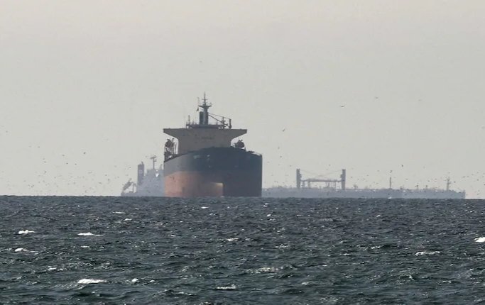 Irán atacó tres buques en el Estrecho de Ormuz 