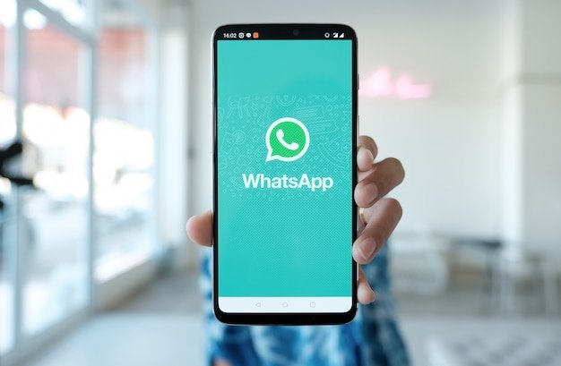 Cómo buscar y borrar archivos ocultos en WhatsApp  