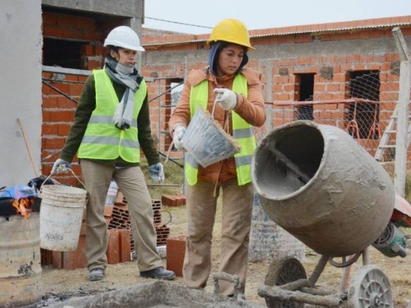 Dictarán un curso de albañilería para mujeres