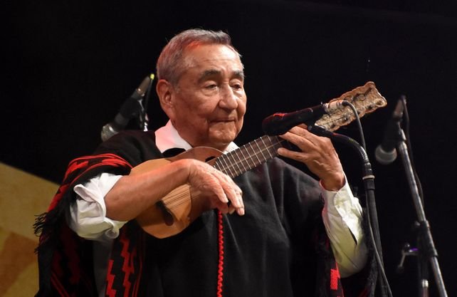 Realizarán el 7° Encuentro de Charanguistas