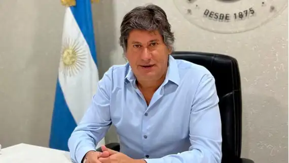 Un Intendente pidió licencia para viajar al Mundial con los amigos 