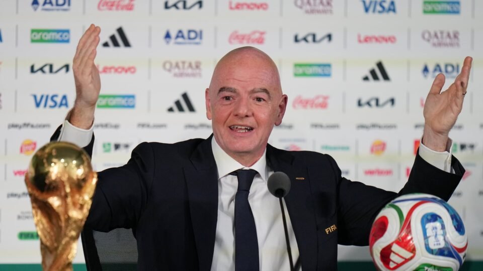 Infantino elogió a la hinchada de la Selección Argentina