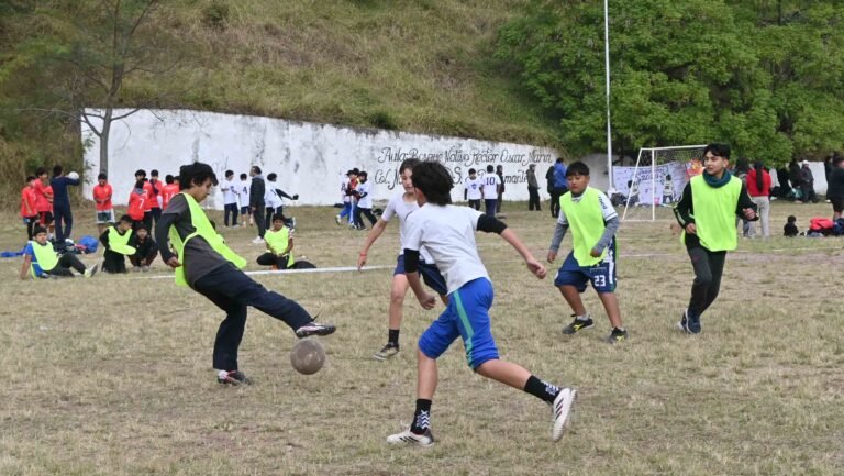 Impulsan los Juegos Escolares Intercolegiales 