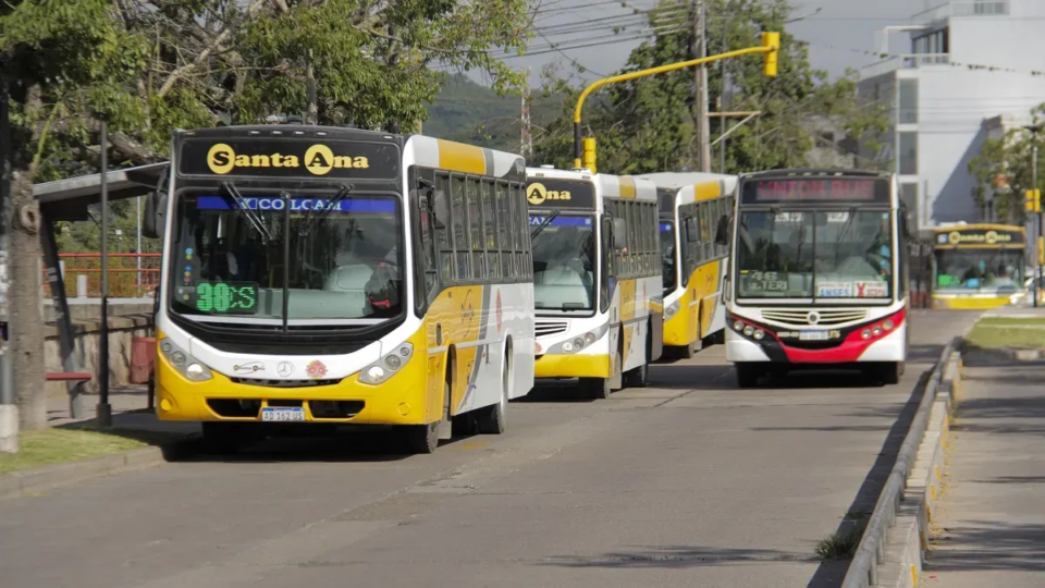 Para garantizar el servicio Santa Ana reemplazará a Unión Bus