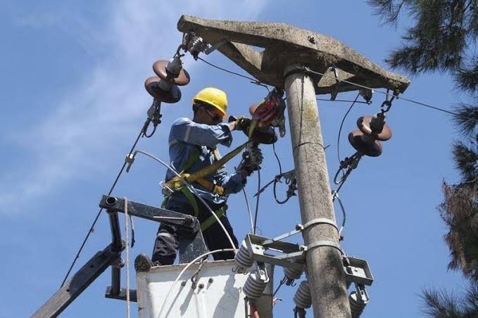 Más de 2.000 usuarios se encuentran sin luz