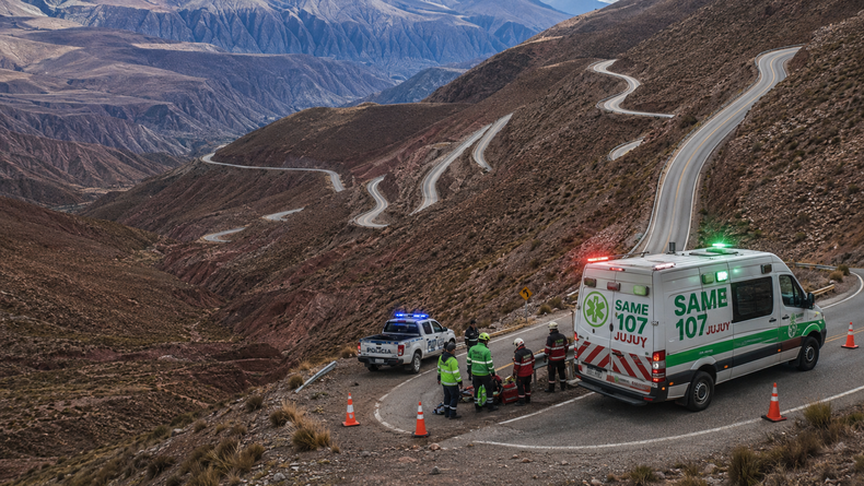 Desbarrancó un auto en Cuesta de Lipán: murió un menor 