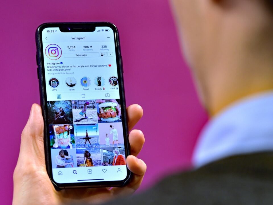 Instagram crea First Draft para editar videos 