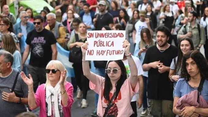Comenzó el Paro Docente en todo el país 