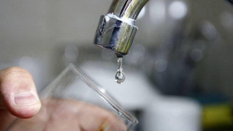 Alto Comedero se encuentra sin el servicio de agua 