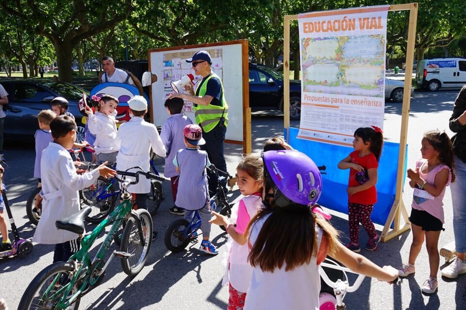 Hoy 5 de octubre, Día del Camino y la Educación Vial 