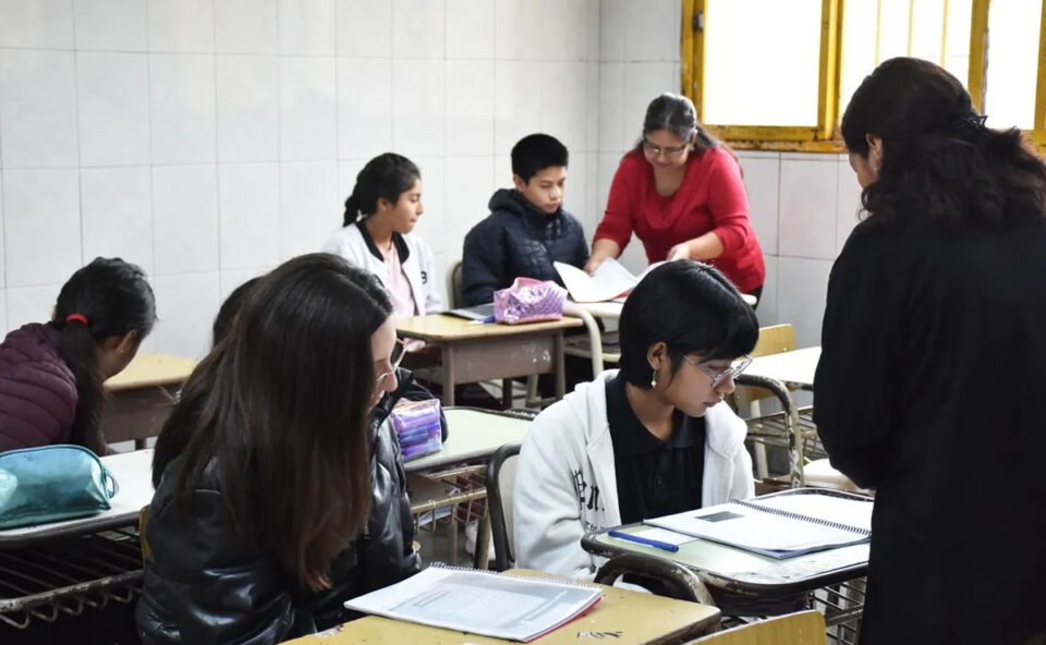 Ingreso a primer año: Escuelas con sobredemanda 