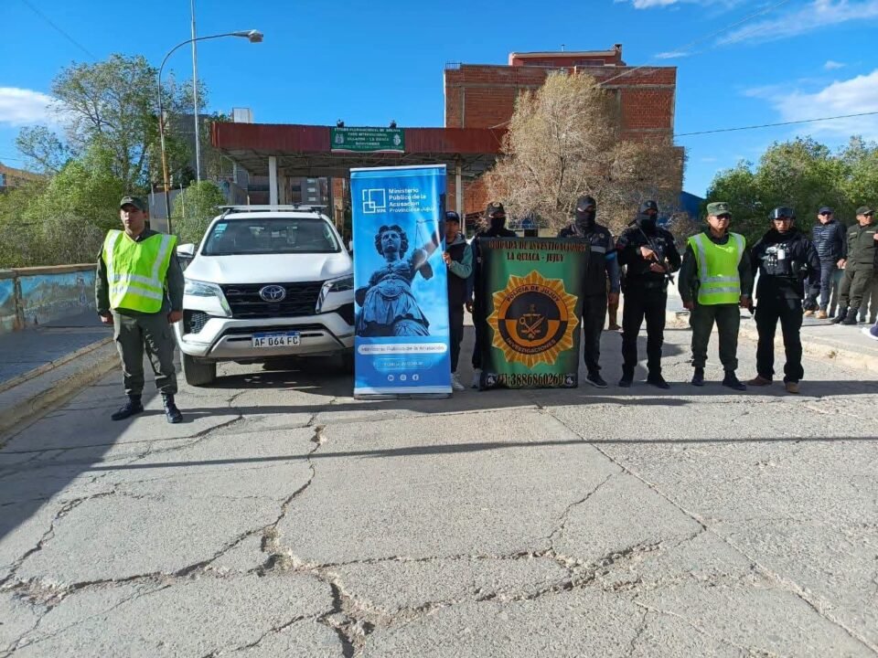 Encontraron en Bolivia una camioneta robada en Jujuy 