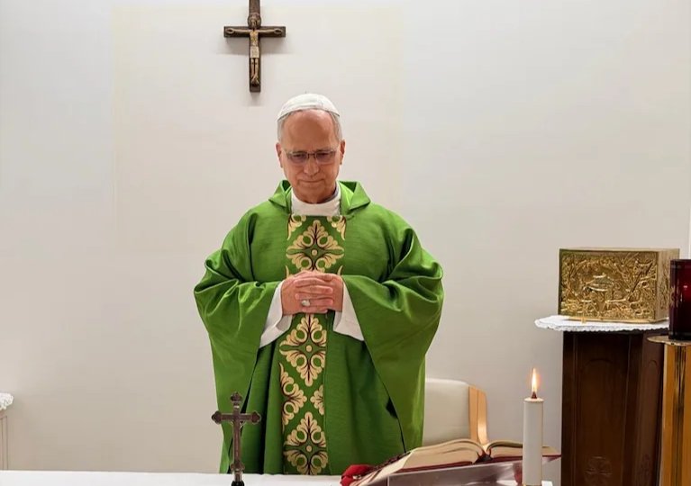 Publicaron la primera foto del Papa tras la cirugía 