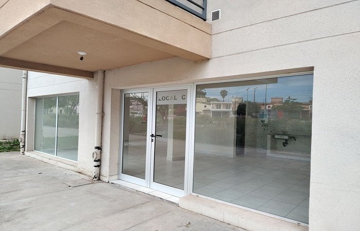 Subastarán locales comerciales 