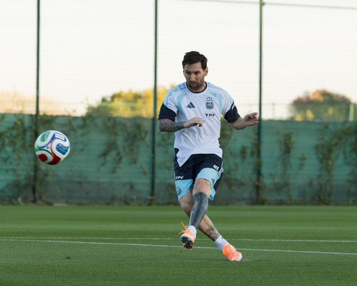 Messi tendrá su último entrenamiento con la Selección